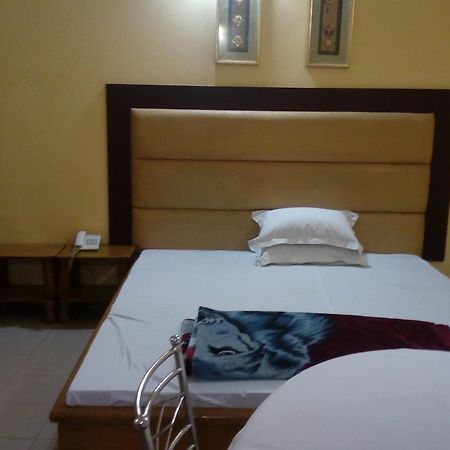 Royal Park Residential Hotel Τσιταγκόνγκ Εξωτερικό φωτογραφία