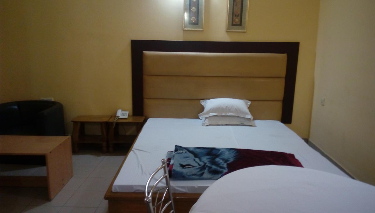 Royal Park Residential Hotel Τσιταγκόνγκ Εξωτερικό φωτογραφία